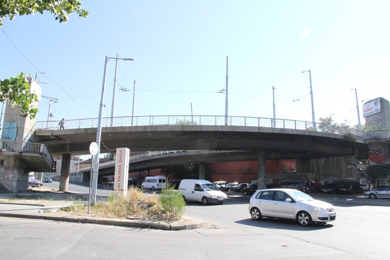 Бетонният мост в Пловдив ще бъде затворен за ремонт за половин година. Сн. БГНЕС
