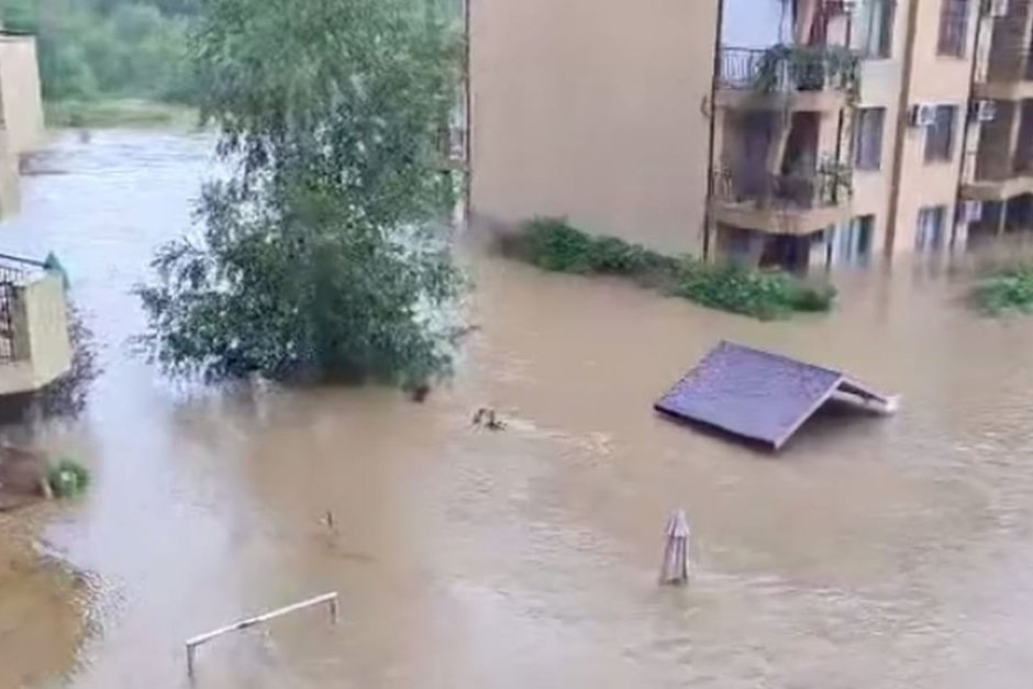 Държавата смята най-сетне да си вземе поука за превенцията на наводненията, сн. БГНЕС