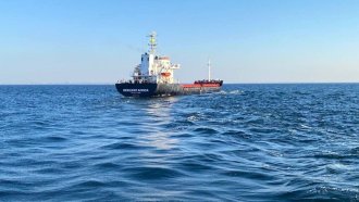 Първият кораб със зърно премина успешно през създадения от Украйна нов черноморски коридор