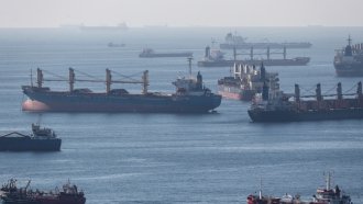 “Сабах”: 40 кораба ще превозват зърно от Русия до Турция