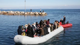 Около 186 000 мигранти са прекосили Средиземно море към Европа от началото на годината