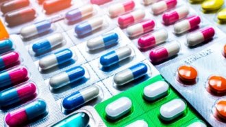 ДАНС разкрила недеклариран износ на дефицитни у нас лекарства