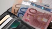 Еврото се срина до най-ниската си стойност от март