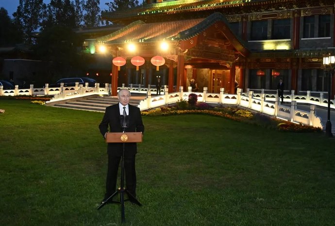 Владимир Путин говори в Пекин