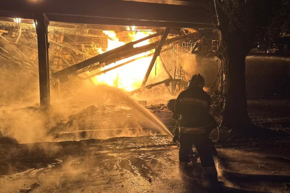 Пожарът в рафинерия в Полтавска област
