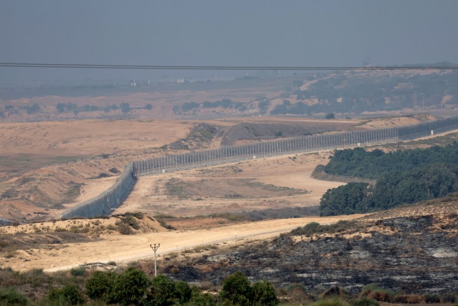 Израел върна работниците от Газа и "прекратява всякакъв контакт“ с анклава