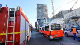Четирима българи са загинали при рухване на скеле в Хамбург