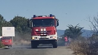 Потушени са пожарите край трите костинбродски села и до Нови Искър