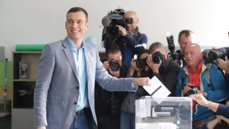 Изборите в София: За какво гласуваха Григорова, Терзиев и Хекимян (Обновена)