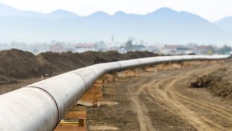 Нефтопроводът Александруполис-Бургас може да е готов 2028 г. и да продължи на север