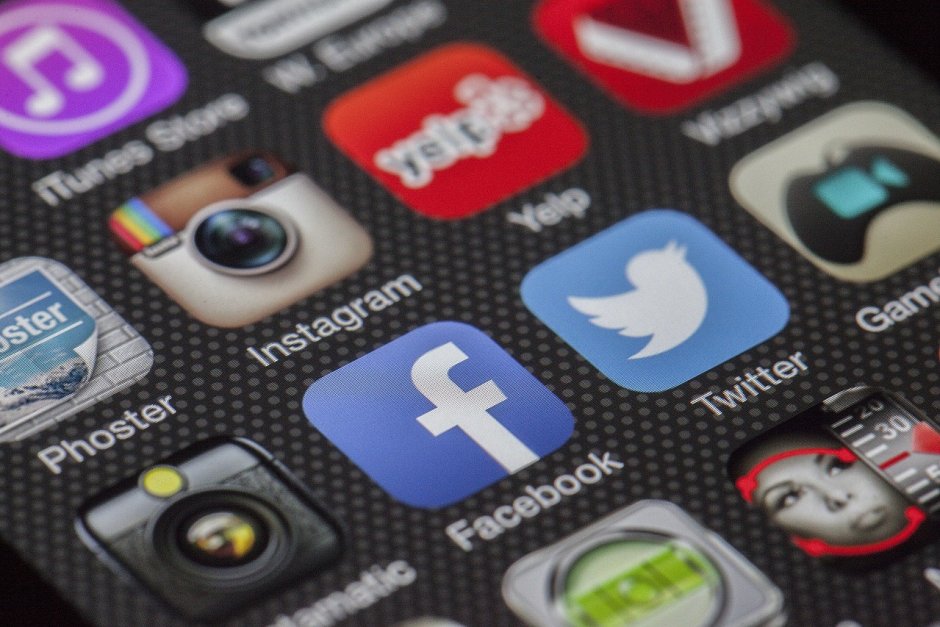Социалните медии знаят, че печелят от разпространението на дезинформация, докато рекламодателите си затварят очите. Сн. Pixabay