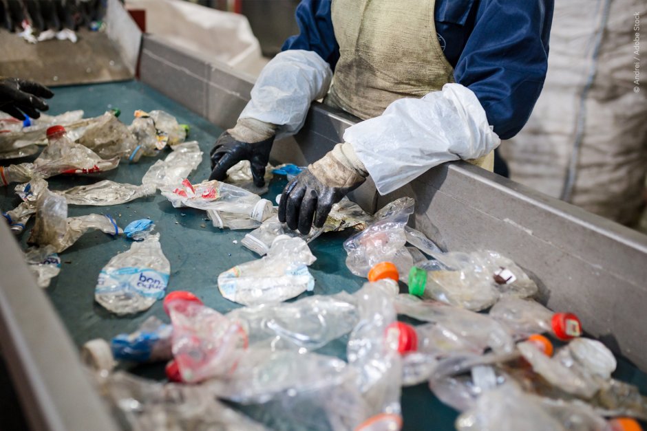 Целта на преработенит еправила и намаляване на пластмасовите опаковки и отпадъците от тях, сн. ЕП