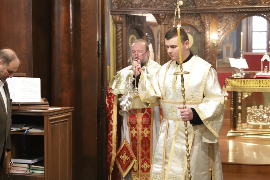 В София бе отслужен мобелен за здравето на главата на Българската православна църква, сн. БГНЕС