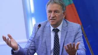 Окончателно: Стойчо Кацаров отнася 5000 лв. глоба за конфликт на интереси