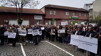 Фермери с по 250 000 евро субсидия протестират за още пари и оставка на министър Вътев