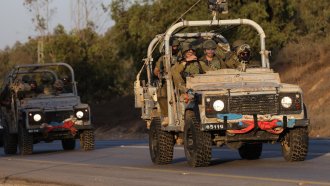 Израелската армия обяви, че засилва натиска дълбоко в град Газа