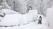Обилни снеговалежи и отменени полети в Англия, Германия, Нидерландия