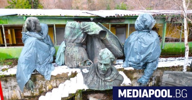 Photo of Les figurines du Mémorial de l'Armée soviétique sont « stockées » dans le village de Dolny Loujine