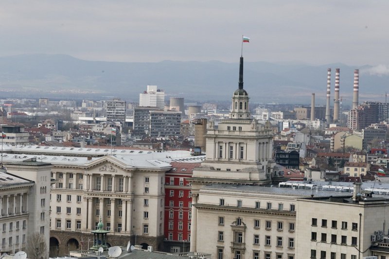 Сградите на Министерски съвет и на парламента в центъра на София. Снимка: БГНЕС
