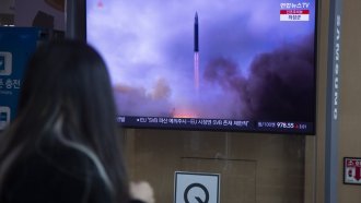 Северна Корея изстреля две балистични ракета към Японско море