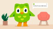 Duolingo съкращава 10% от изпълнителите си, ще използва AI за повече съдържание