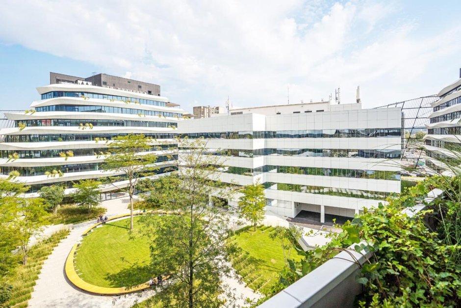 Построената от полския инвеститор GTC офис сграда Green Heart в Белград, придобита от зетя на Орбан Сн.GTC