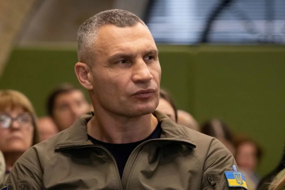 Кметът на Киев подкрепя главнокомандващия Залужни, за чието уволнение намекна Зеленски