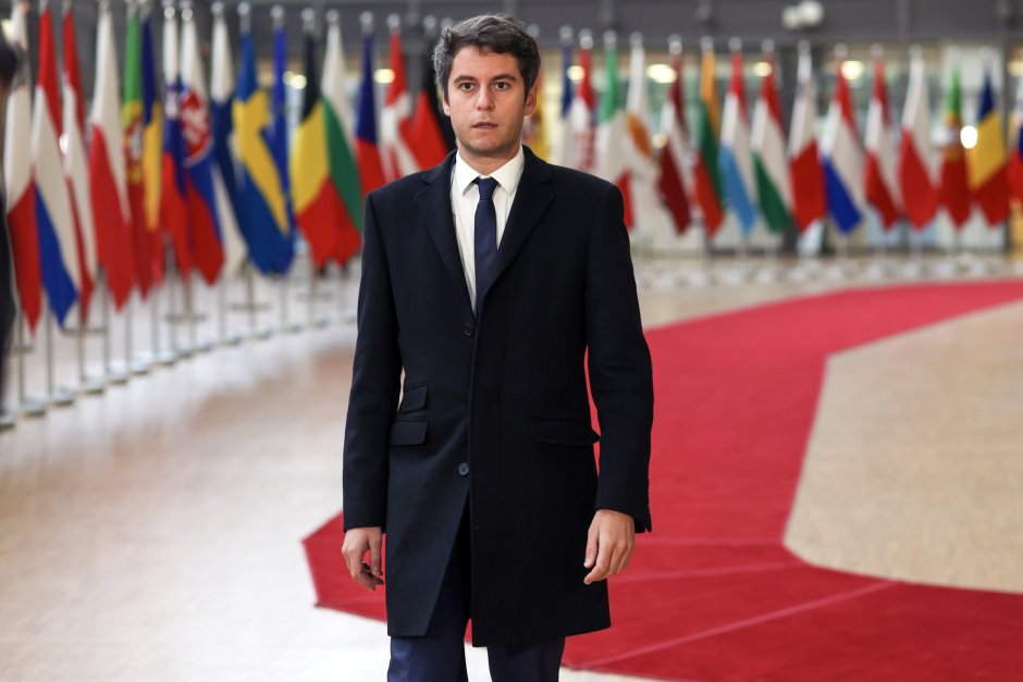 Френският президент Еманюел Макрон назначи за премиер 34-годишния министър на образованието Габриел Атал. Снимка: ЕПА/БГНЕС