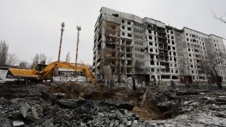Най-малко четирима убити при руски удари по украински градове