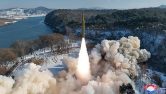 Северна Корея обяви, че е тествала нова хиперзвукова ракета