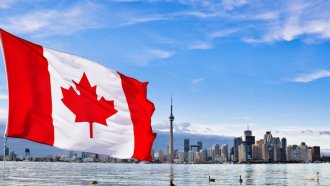 Канада ограничава приема на чуждестранни студенти