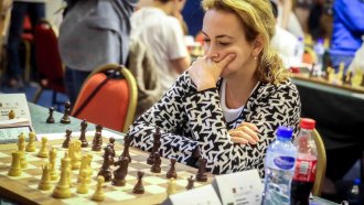 Антоанета Стефанова спечели сребърен медал от европейското първенство по ускорен шахмат