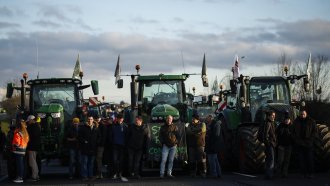 Фермери блокираха района около Европарламента в Брюксел