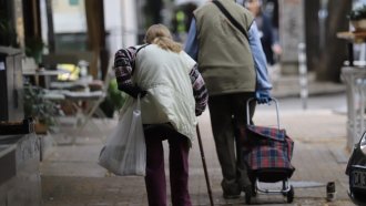 Българските пенсионери вземат най-кратко пенсия в ЕС