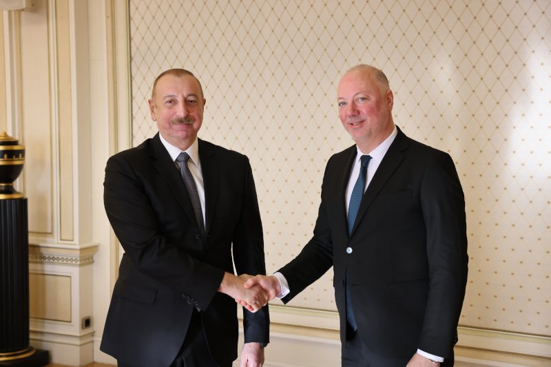 Алиев и Желязков са обсъдили енергийното сътрудничество, сн. Народно събрание