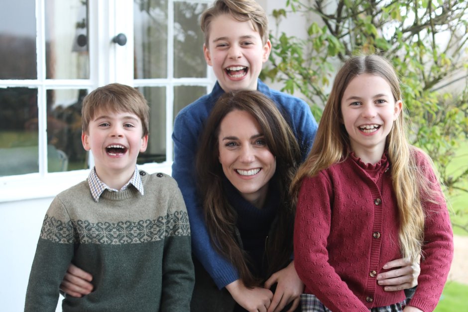 Принцесата и трите й деца са снимани от принца на Уелс Уилям, сн. дворецът Кенсингтън