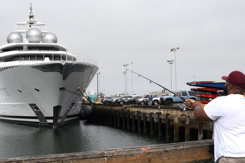 "Плаващ дворец": САЩ се готвят да продадат на търг яхта на руски милиардер
