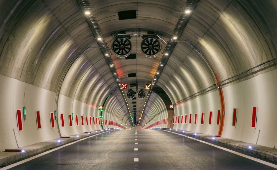 Над 480 нарушения за седмица в новия тунел "Железница"
