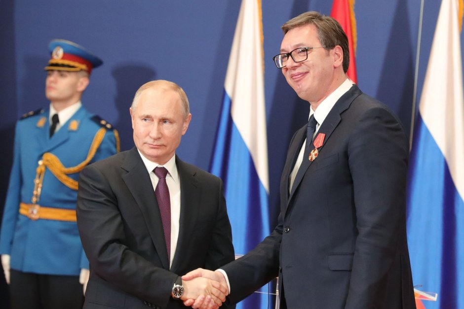 Сръбският президент Александър Вучич с Владимир Путин