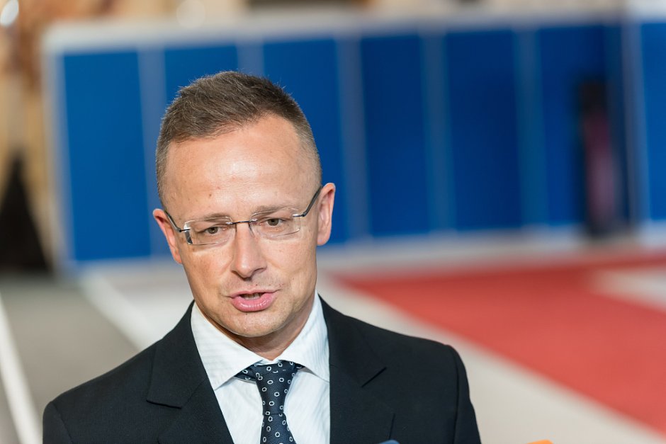 Унгарският външжен министър Петер Сиярто