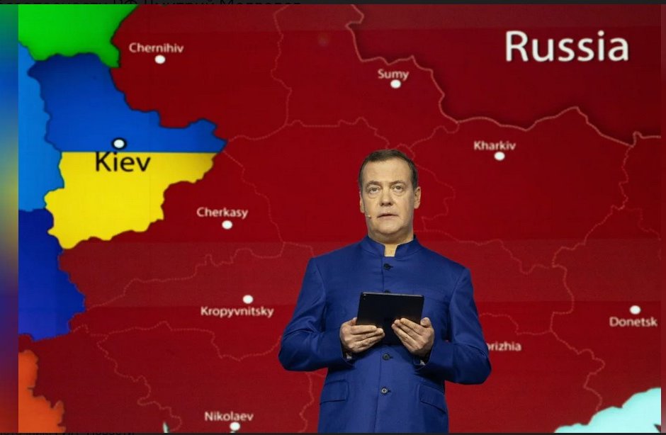 Медведев говори пред карта, в която страната е без излаз на море