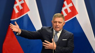 Словакия прие спорна реформа на наказателния кодекс, намаляваща присъдите за корупция