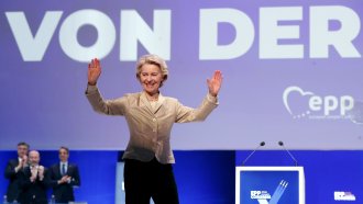 ЕНП избра Урсула фон дер Лайен за свой водещ кандидат на изборите за Европарламент