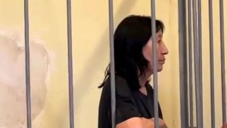 Русия осъди пенсионерка на 10 г. за подпалването на център за набиране на войници