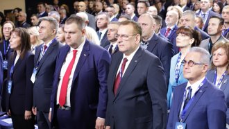 По нареждане на Доган: ДПС избра Пеевски и Чакъров за лидери