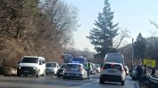 Катастрофа затрудни движението по пътя София – Перник