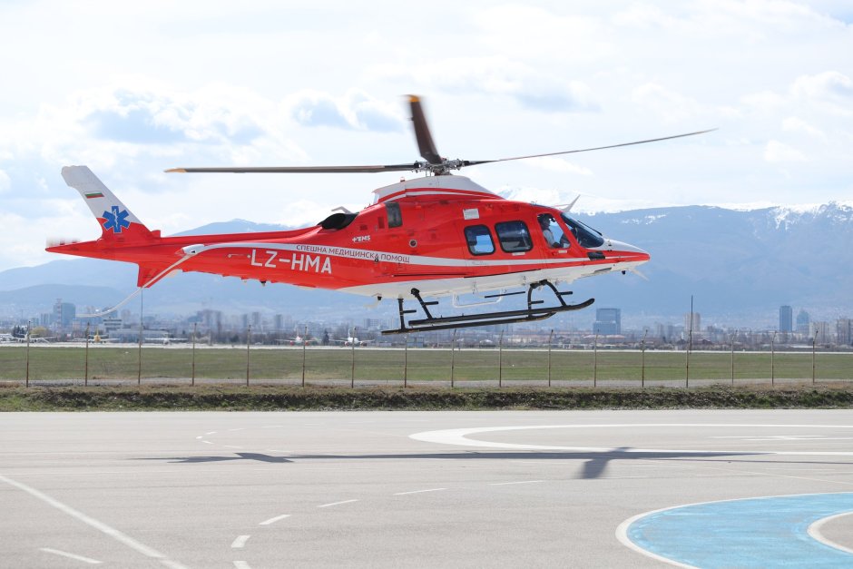 Първи тренировъчен полет на медицинския хеликоптер