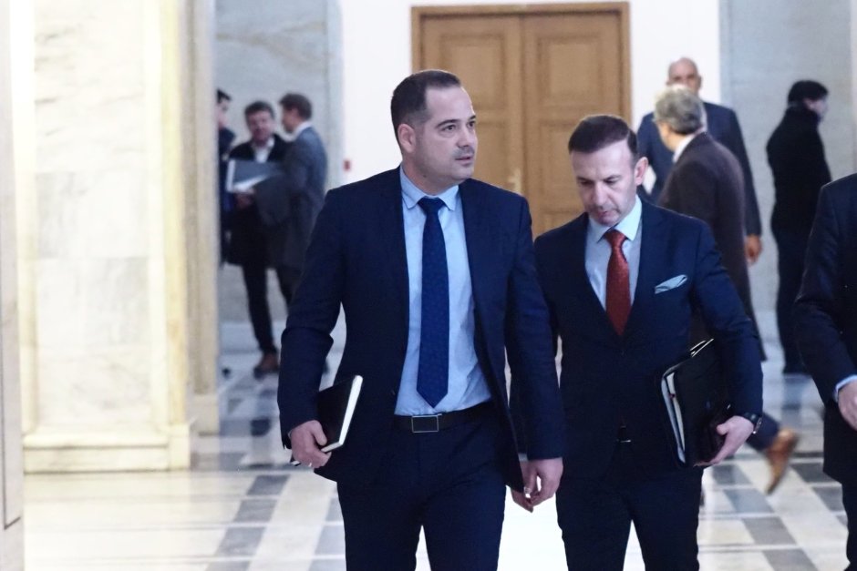 Вътрешният министър Калин Стоянов (вляво) и Живко Коцев, които до скоро работеха заедно. Снимка: БГНЕС