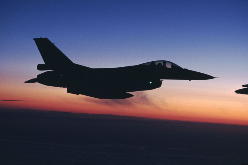 Първите изтребители F-16 може да се появят в Украйна през лятото