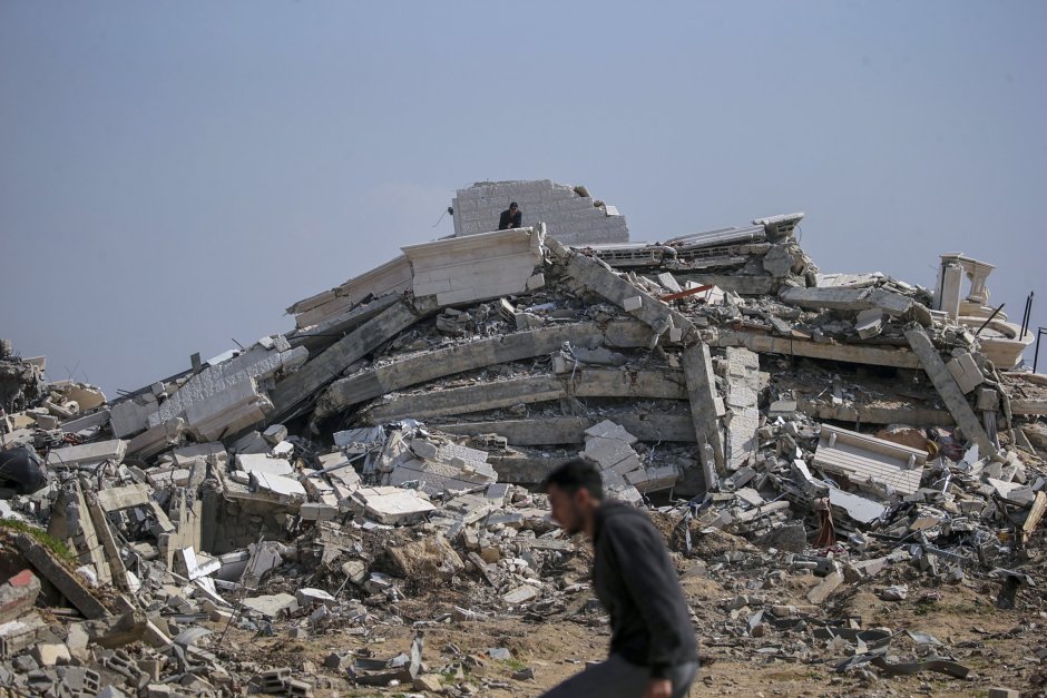 Сателитни изображения показват, че 35% от сградите в Газа са разрушени